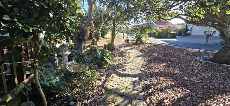 4 Bedroom Property for Sale in Reebok Western Cape